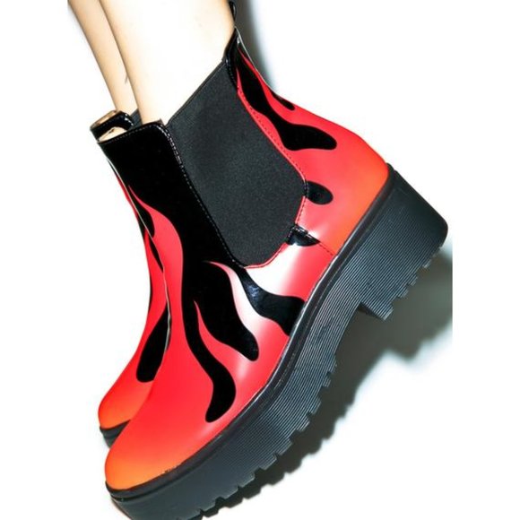 Iron Fist Fire Sign Heavy Sole Boots - Picture 4 of 9